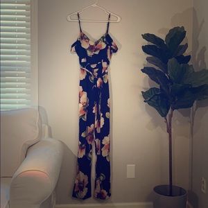 Wide leg jumpsuit
